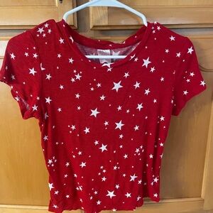No Boundaries Red and White Star Print Short Sleeve Tee